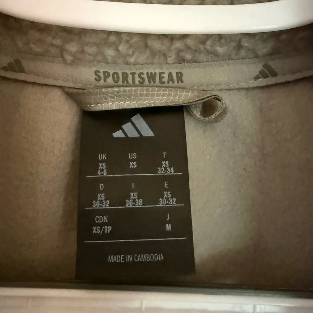 NWOT Adidas Climawarm Green Fleece Pullover - XS - Picture 2 of 5